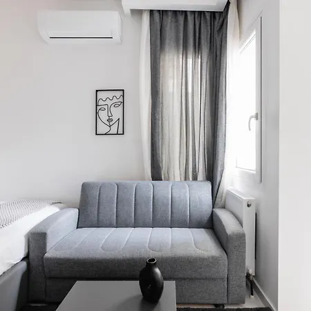 F & B Collection - Luxury Suites Thessaloniki Room photo