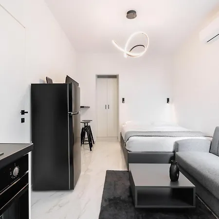 F & B Collection - Luxury Suites Thessaloniki Room photo
